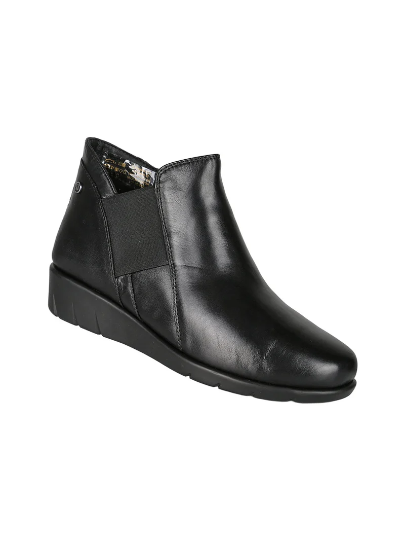 Stivaletti donna in pelle con zeppa - nero