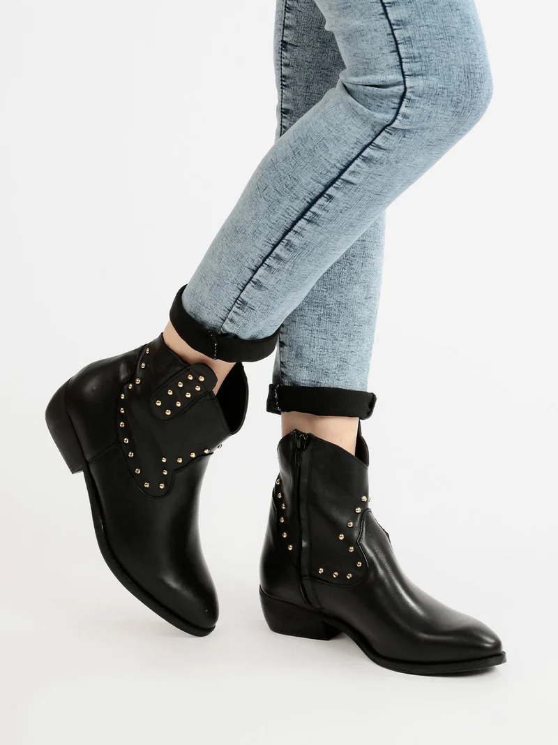 Stivaletti in pelle donna con borchie - nero