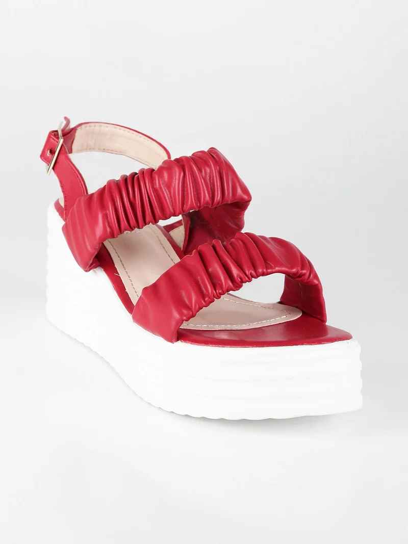 Sandali donna con zeppa - rosso