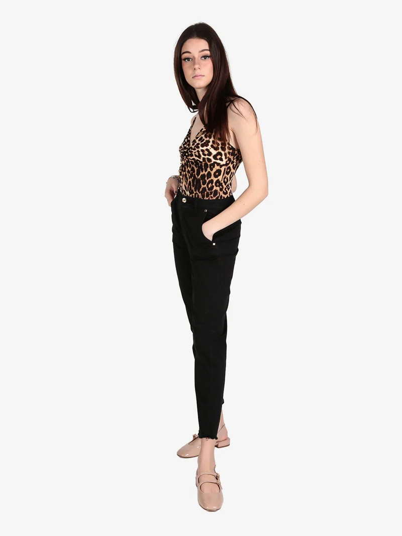 Pantaloni da donna chino con finale sfrangiato - nero