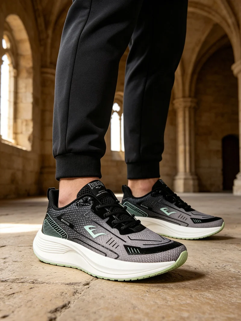Sneakers sportive da uomo con lacci - nero