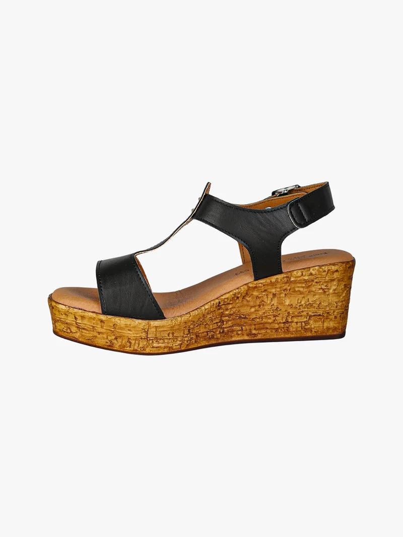 Sandali donna con zeppa e plateau e dettaglio borchie - nero