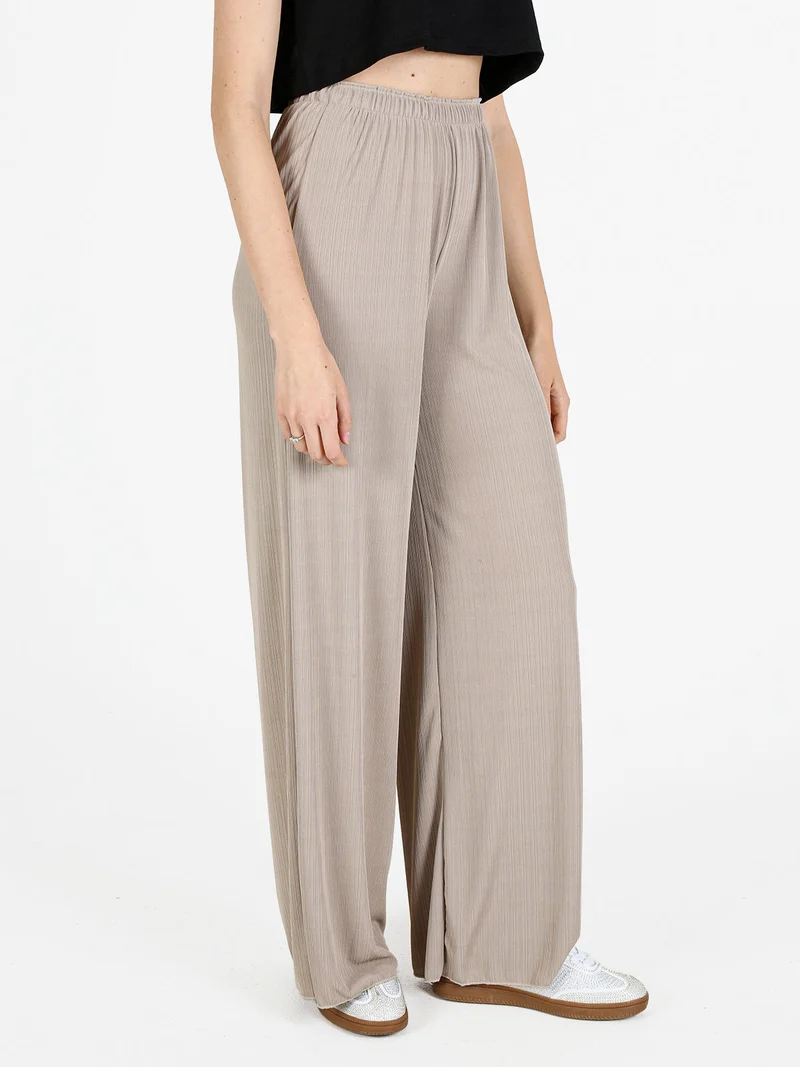 Pantaloni donna leggeri a palazzo - sabbia
