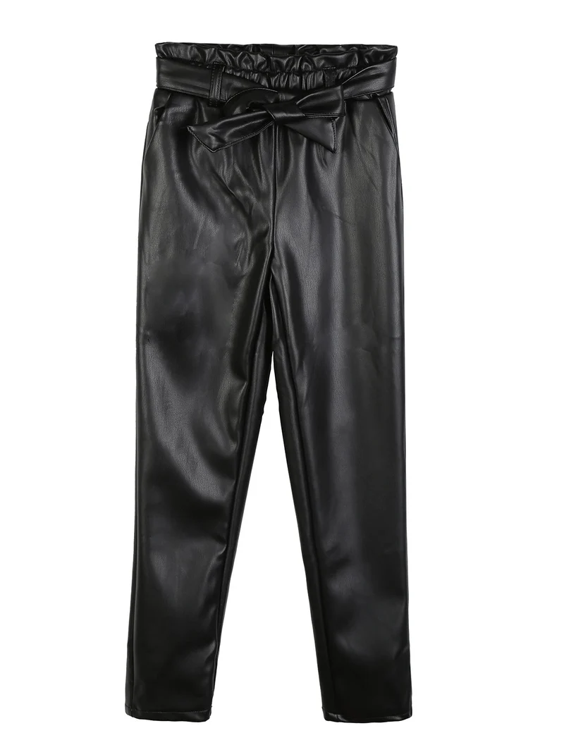 Pantaloni da bambina in ecopelle con cintura - nero
