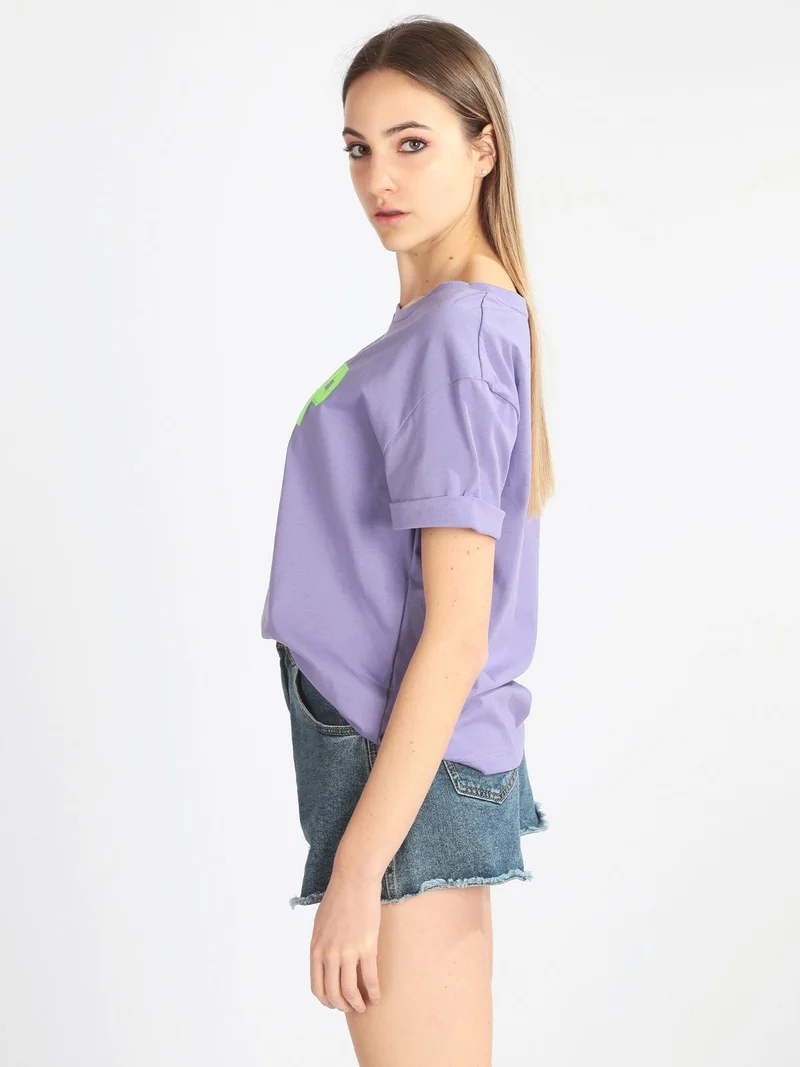 T-shirt donna manica corta con scritta - lilla