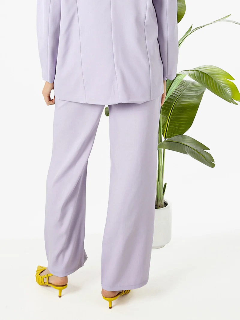 Pantaloni da donna a gamba dritta e larga - lilla