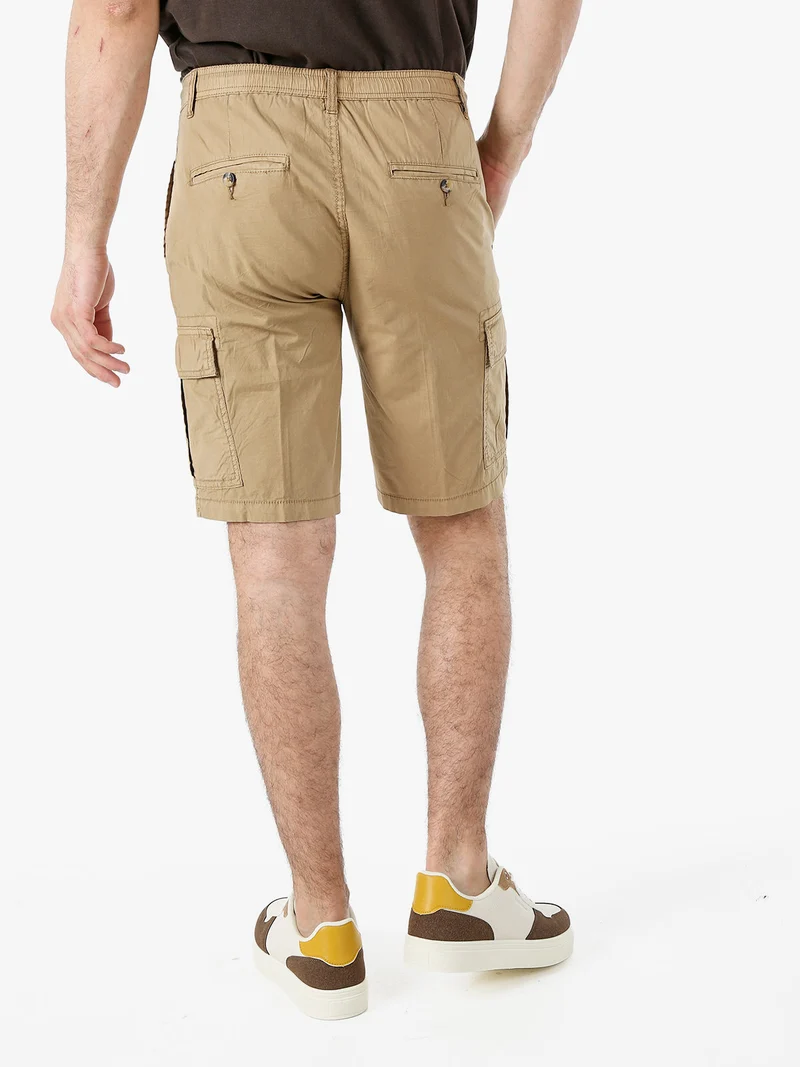 Bermuda da uomo in cotone con tasconi laterali - khaki
