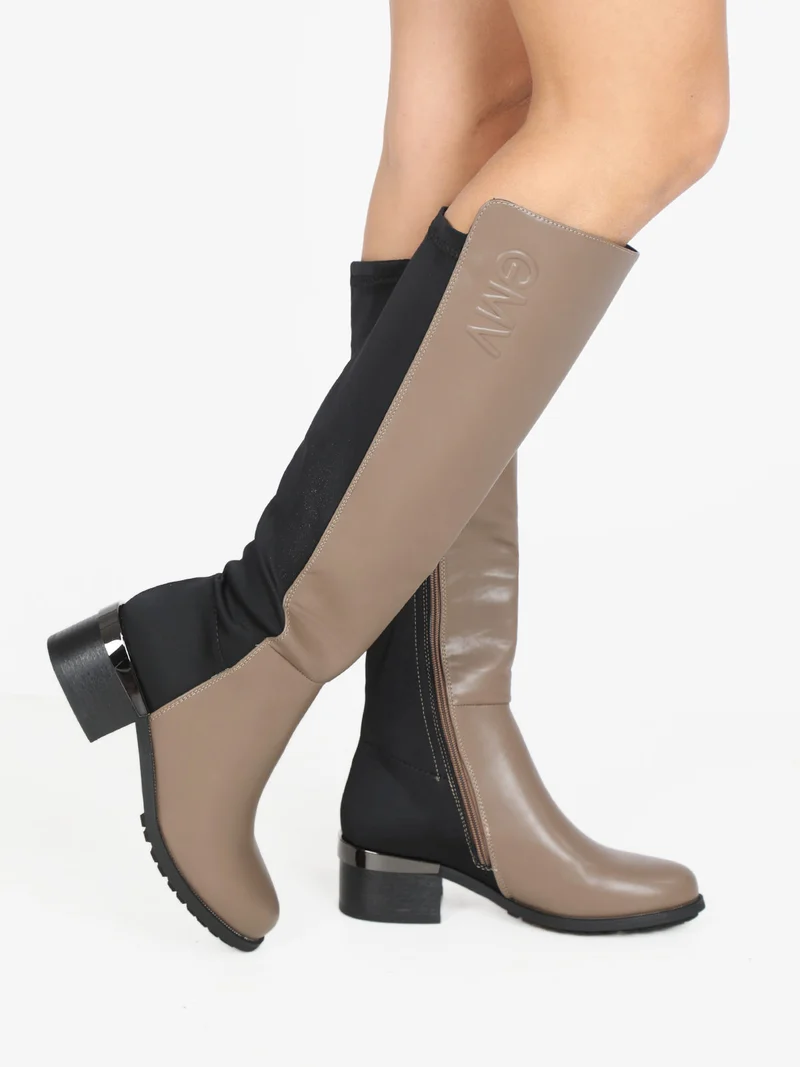 Stivali alti da donna con tacco - taupe