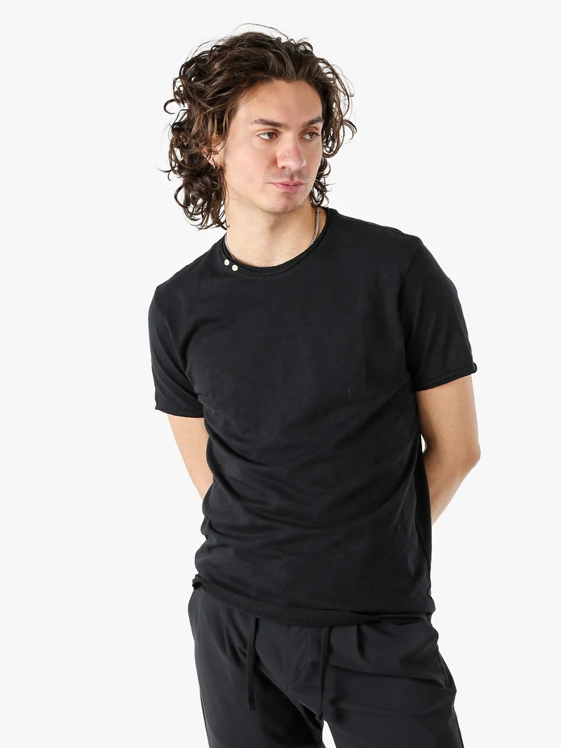T-shirt girocollo da uomo in cotone - nero