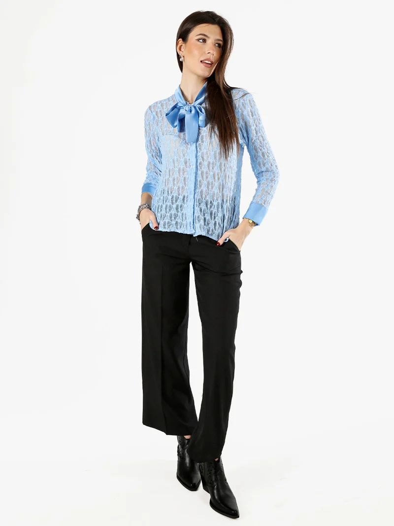 Camicia donna in pizzo a maniche lunghe con dettagli effetto raso - azzurro