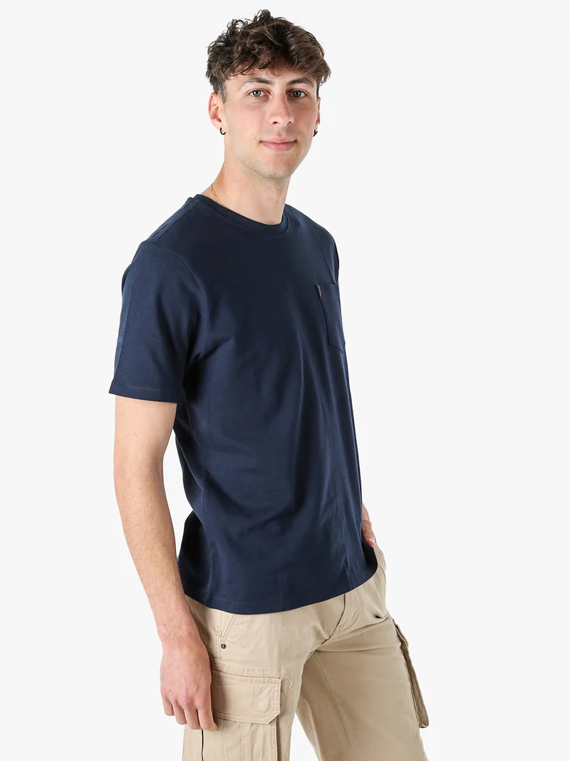 T-shirt in cotone da uomo con taschino frontale - blu scuro