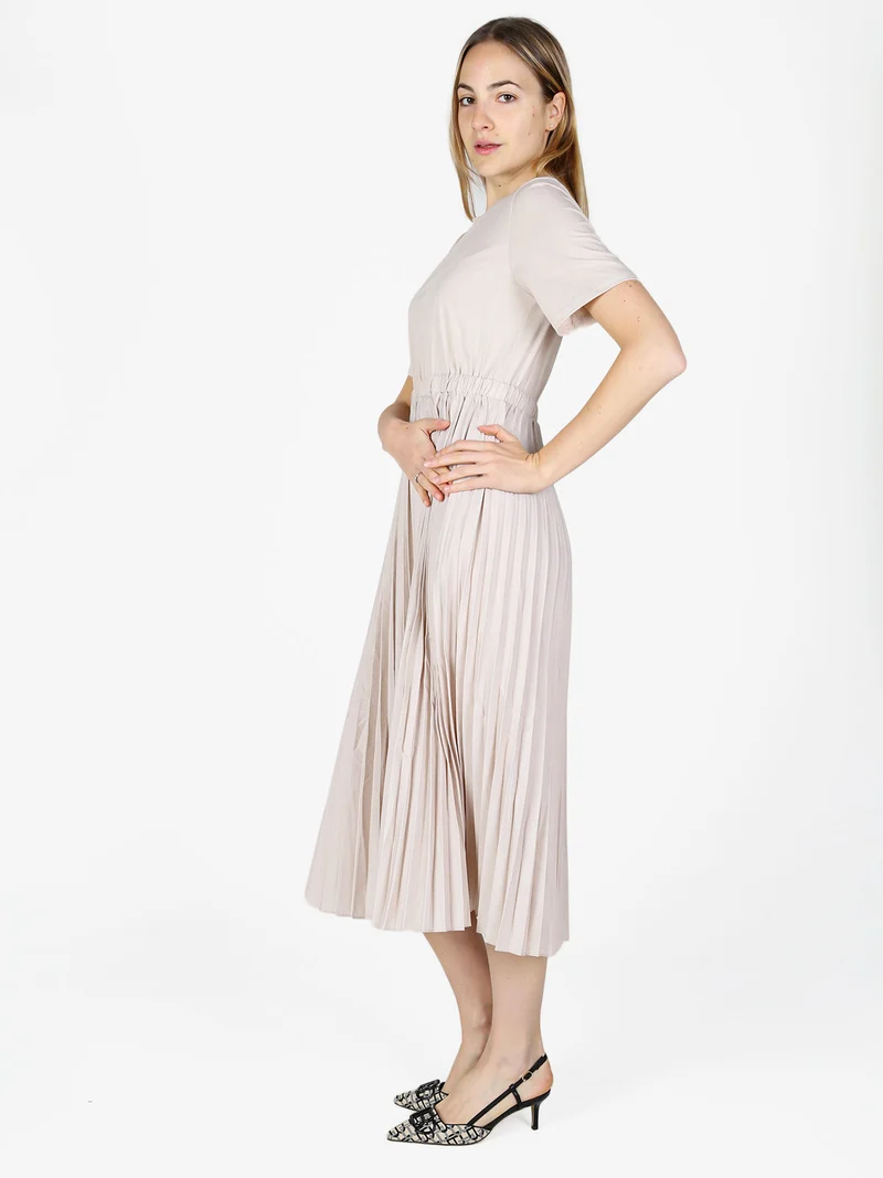 Abito lungo da donna in cotone a maniche corte con gonna plisssettata - beige