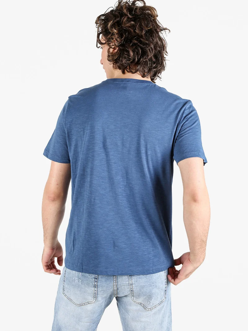 T-shirt da uomo in cotone con taschino floreale - blu