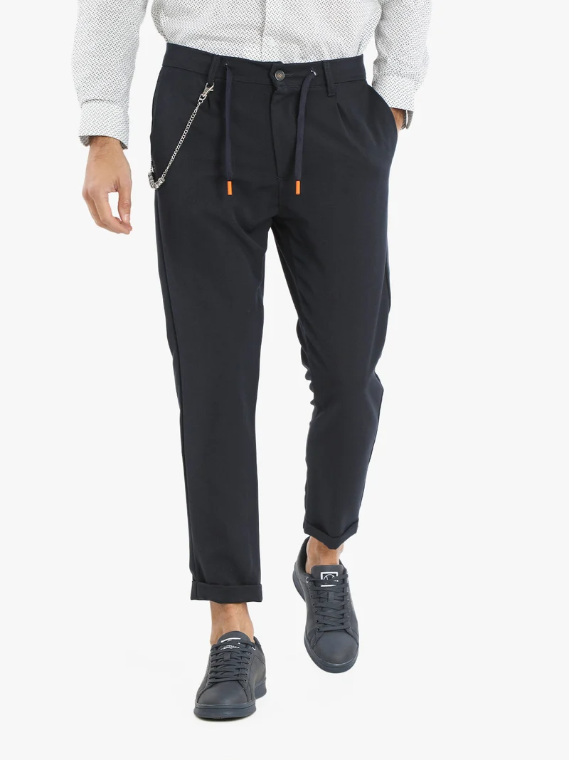 Pantaloni casual da uomo con catena - blu scuro