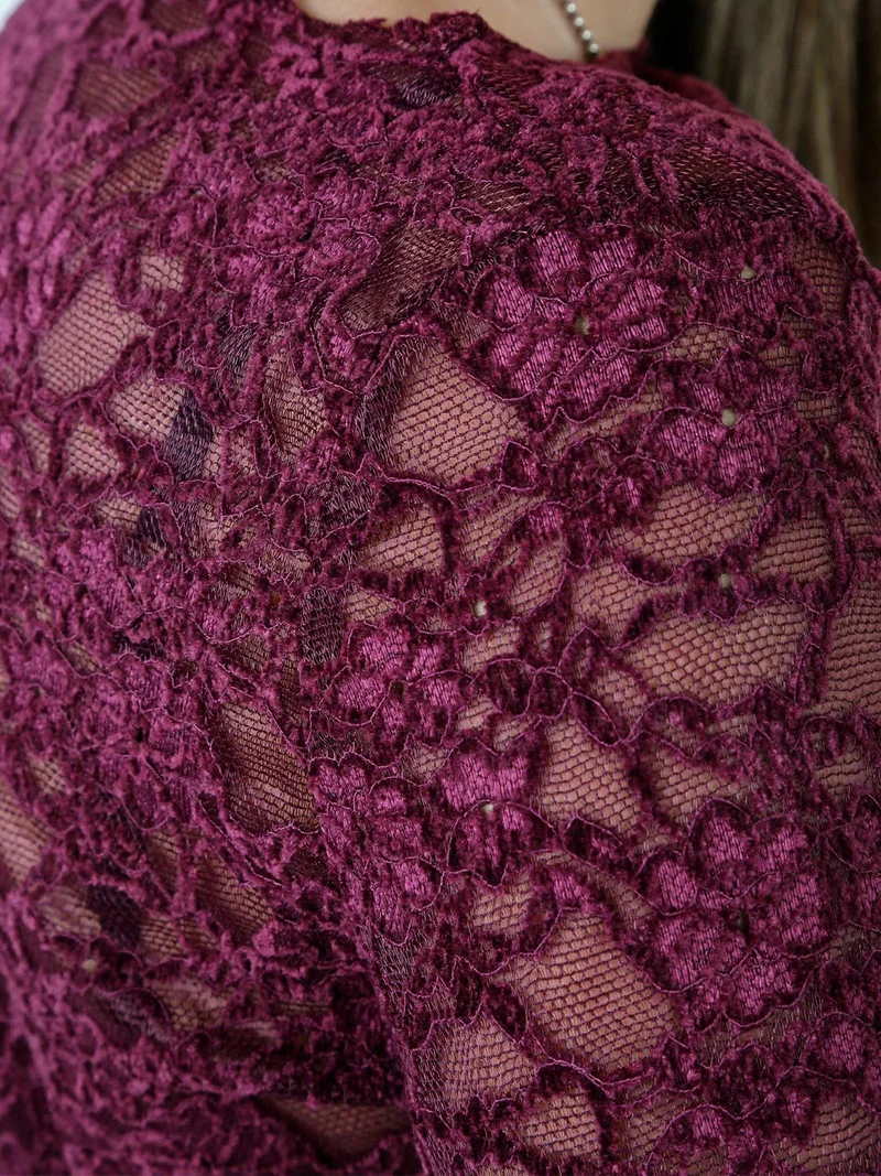 Blusa donna in pizzo con scollo a barchetta - bordeaux