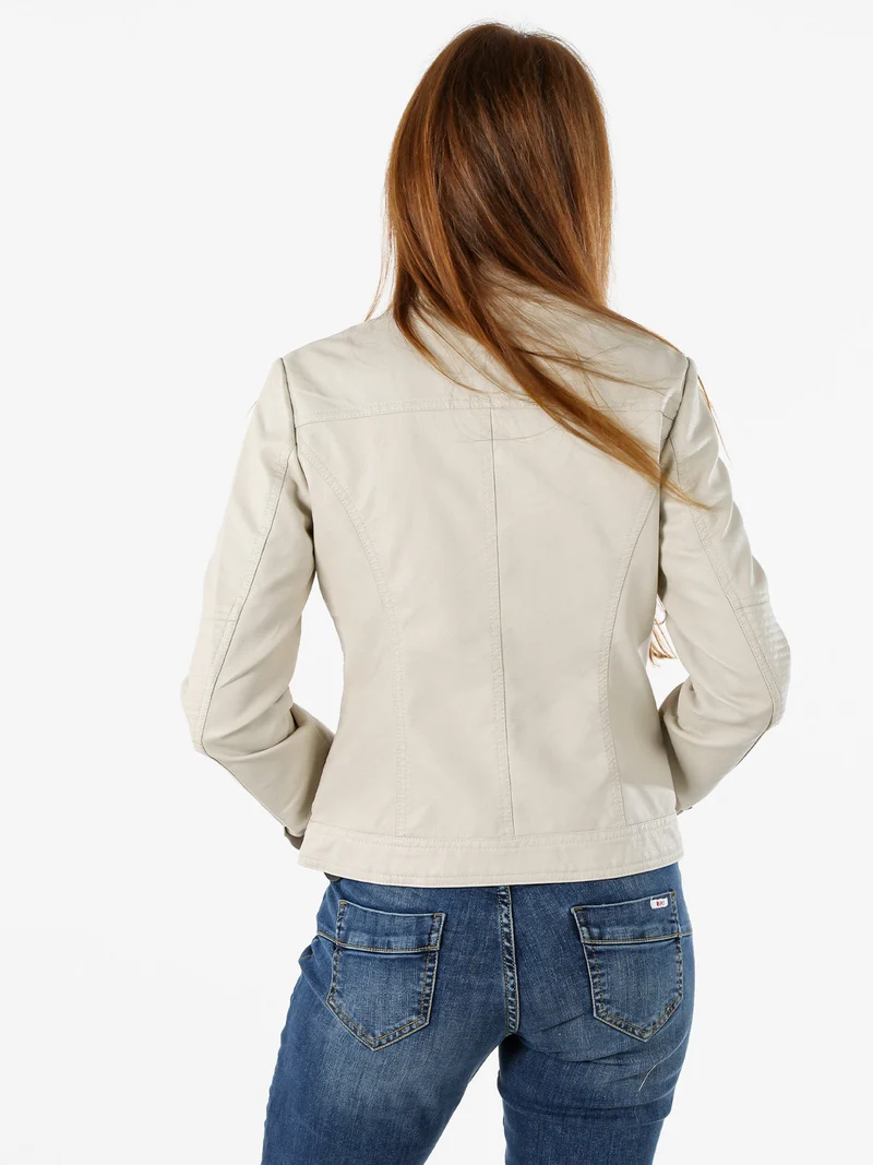Giacca in ecopelle da donna con zip - beige