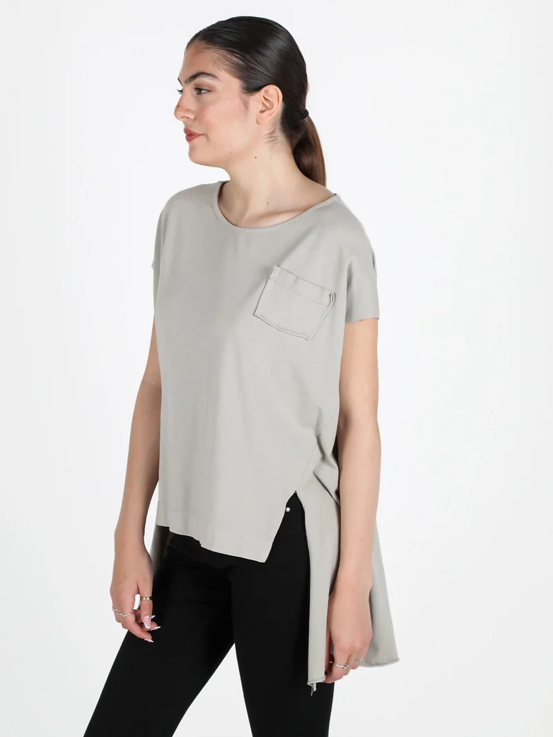 T-shirt donna oversize con taschino - beige