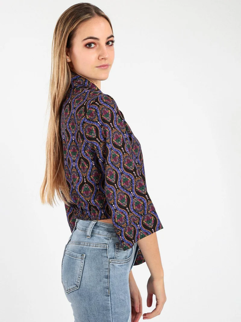 Camicetta donna cropped annodata con manica ampia a 3/4 - nero