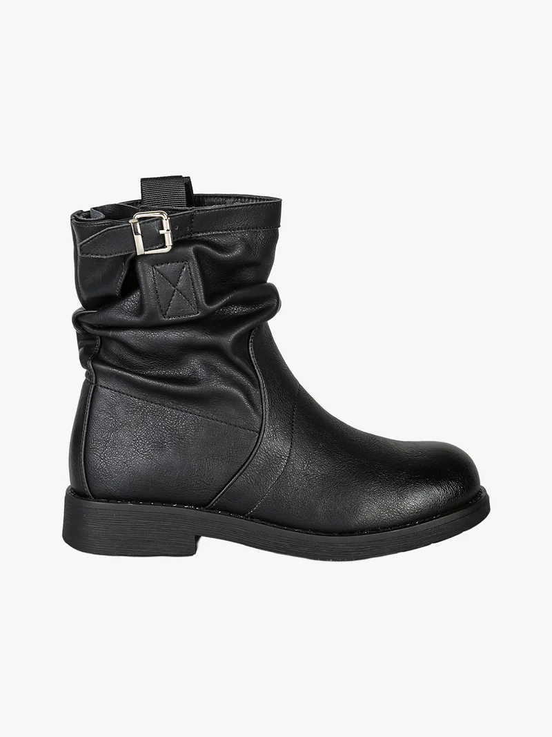Stivaletti slouchy da donna con tacco basso- nero