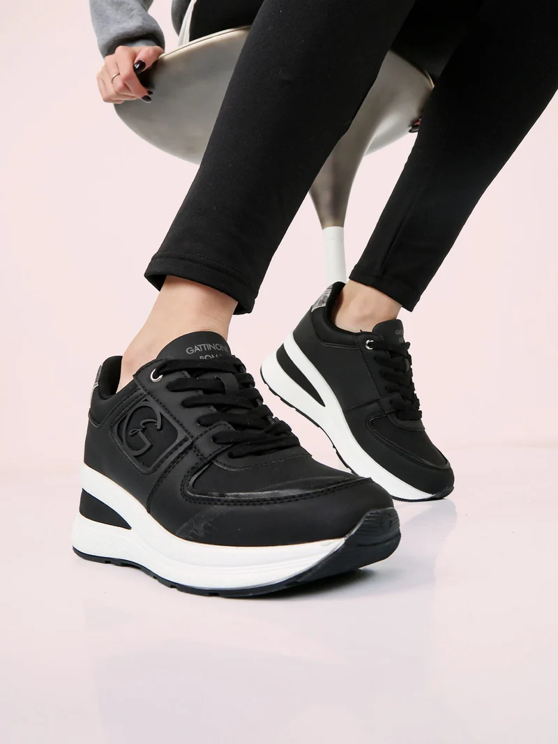 Sneakers donna con zeppa e dettagli effetto nabuck - nero