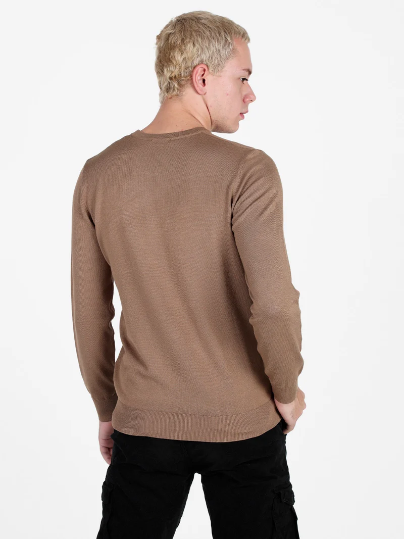 Pullover girocollo da uomo in maglia - cammello
