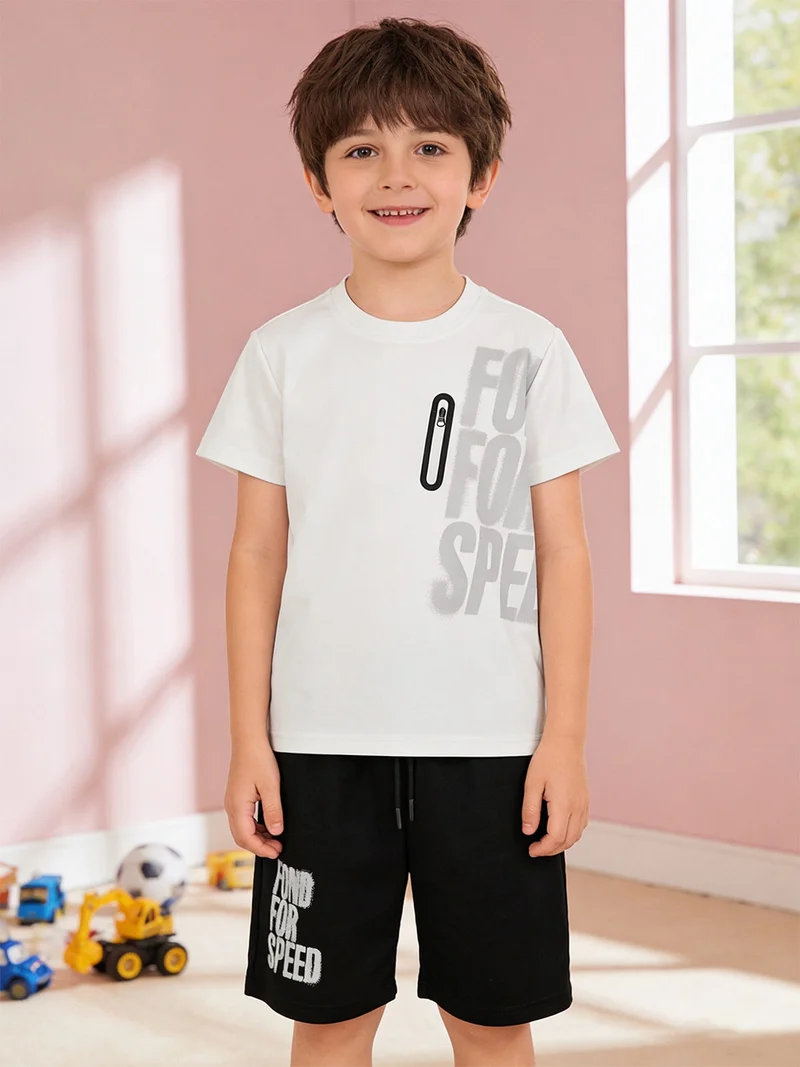 Completo corto da ragazzo con t-shirt e bermuda - bianco