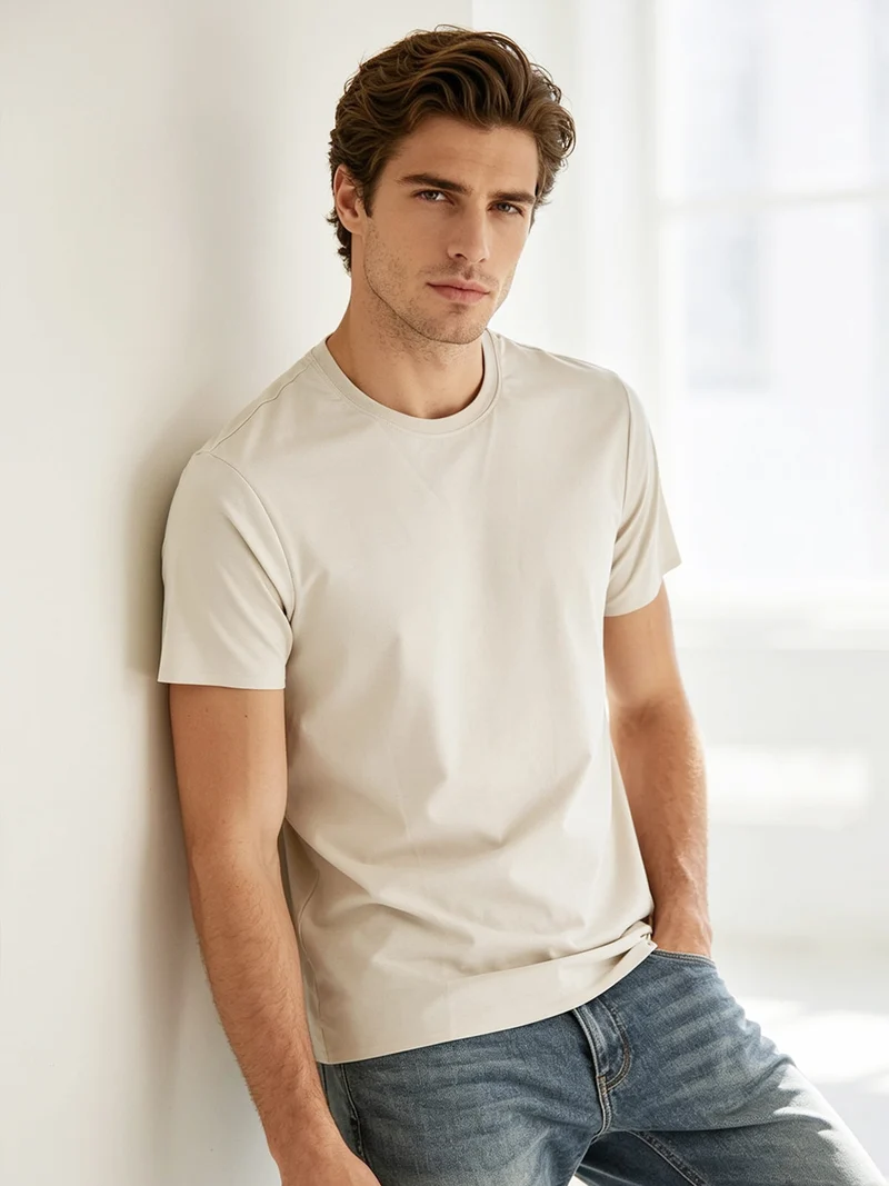 T-shirt girocollo da uomo in tessuto tecnico traspirante - beige