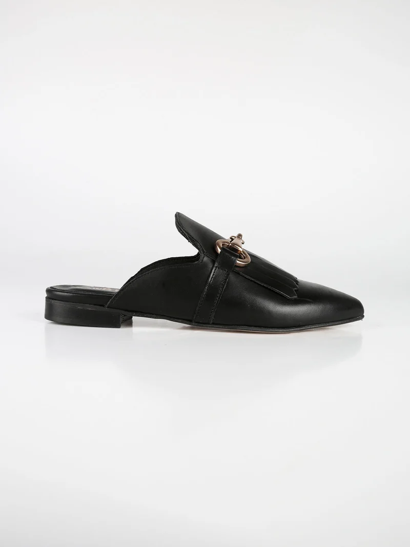 Sabot in pelle donna con borchie - nero
