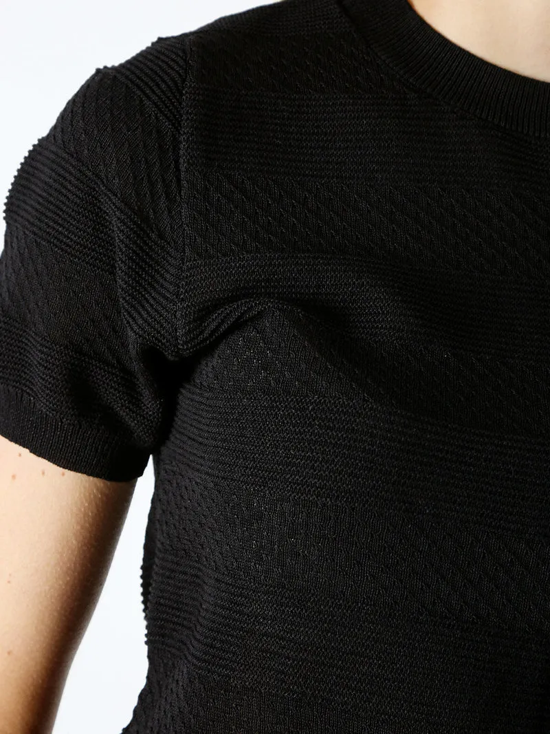 Maglia girocollo da donna a maniche corte - nero
