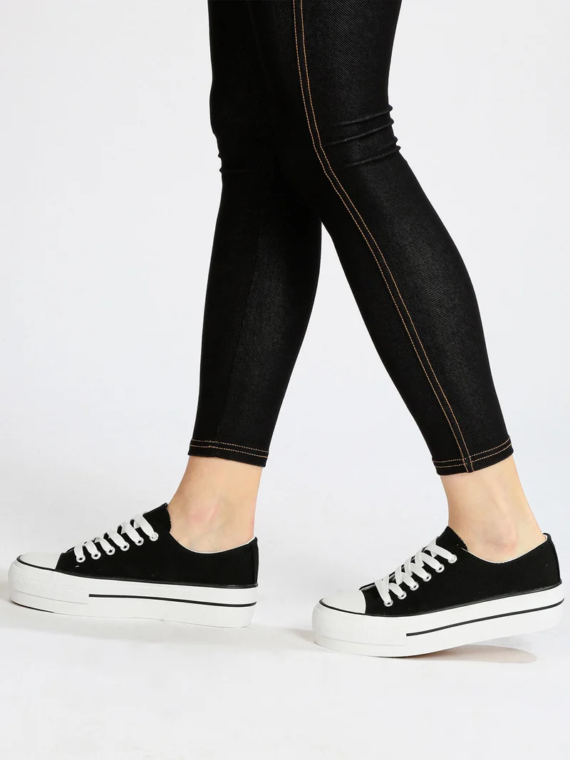 Sneakers basse donna con platform - nero