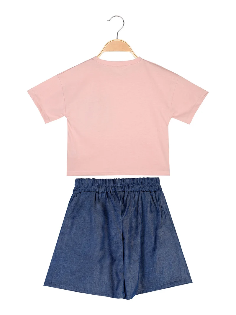 Completo 2 pezzi corto da bambina con t-shirt cropped e shorts con micro borchie - cipria