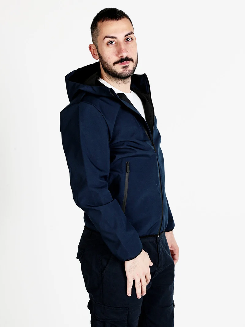 Giacca a vento da uomo con cappuccio e zip - blu scuro