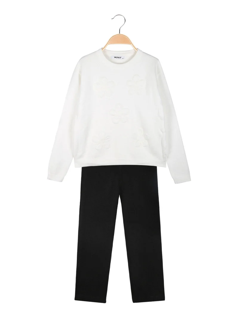 Completo 2 pezzi da bambina in maglia con ricami - bianco