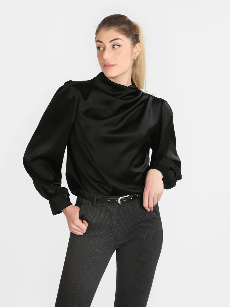 Blusa donna in raso con bottoni gioiello - nero