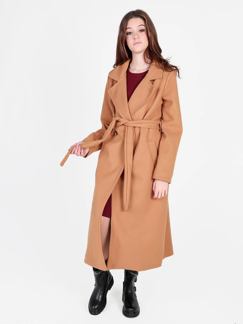 Cappotto lungo da donna con chiusura doppiopetto - cammello