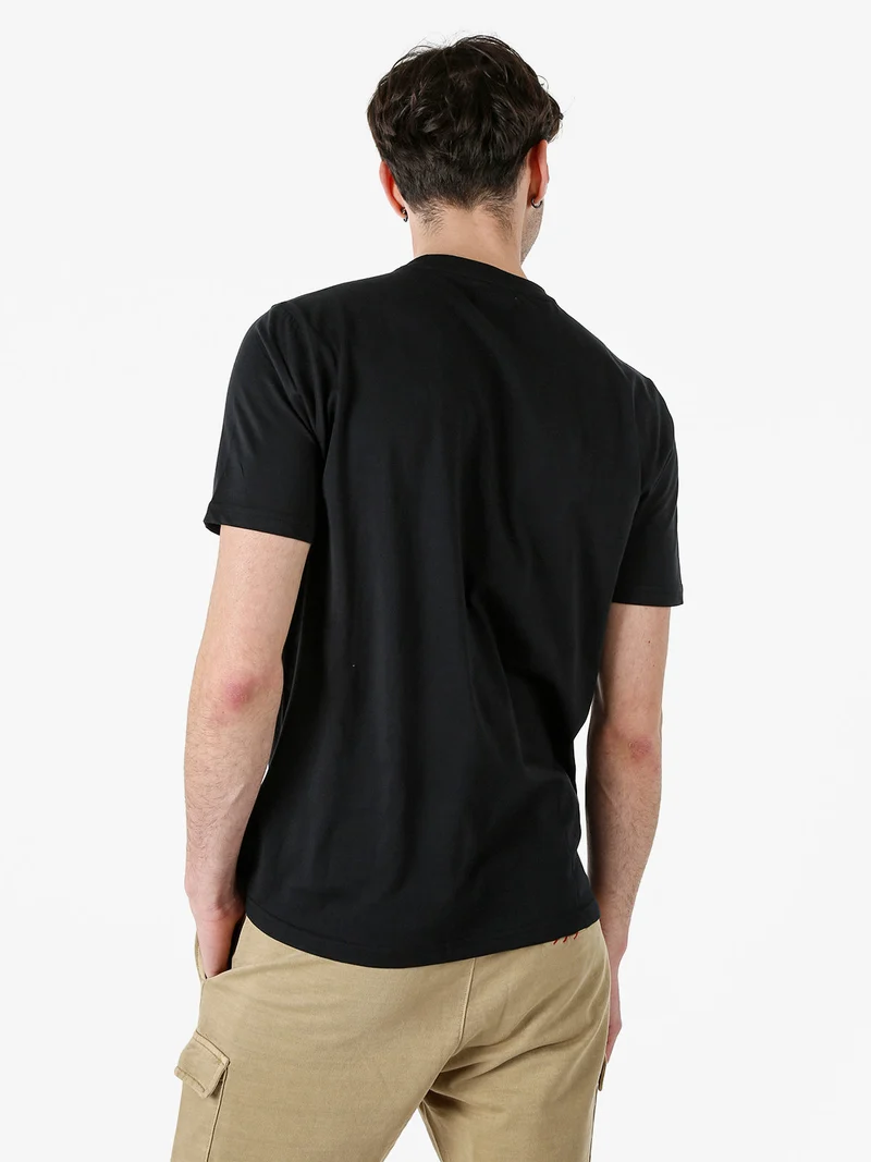 T-shirt girocollo da uomo in cotone con taschino e zip - nero