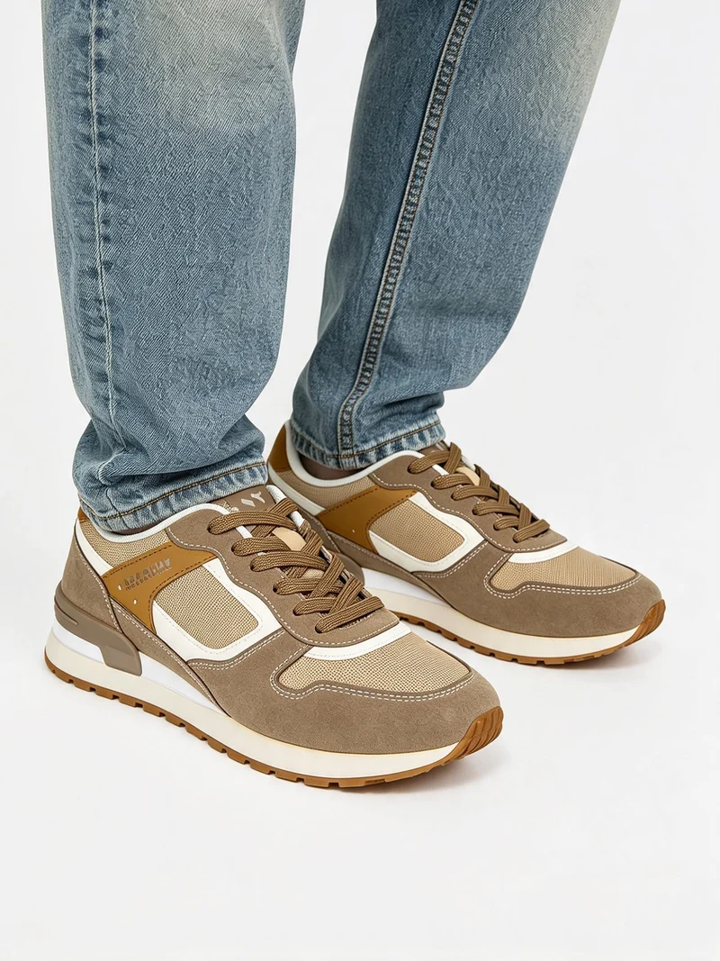 Sneakers stringate da uomo - marrone