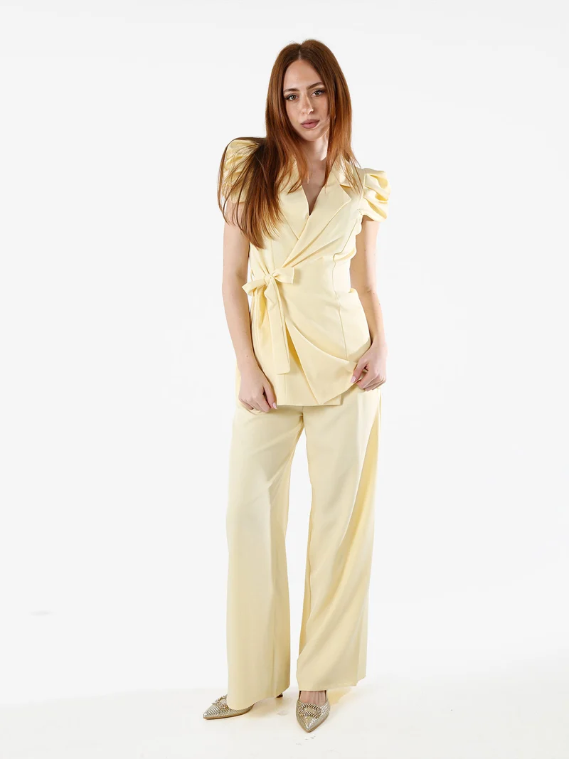 Blazer donna incrociato a maniche corte con spalle a sbuffo - giallo