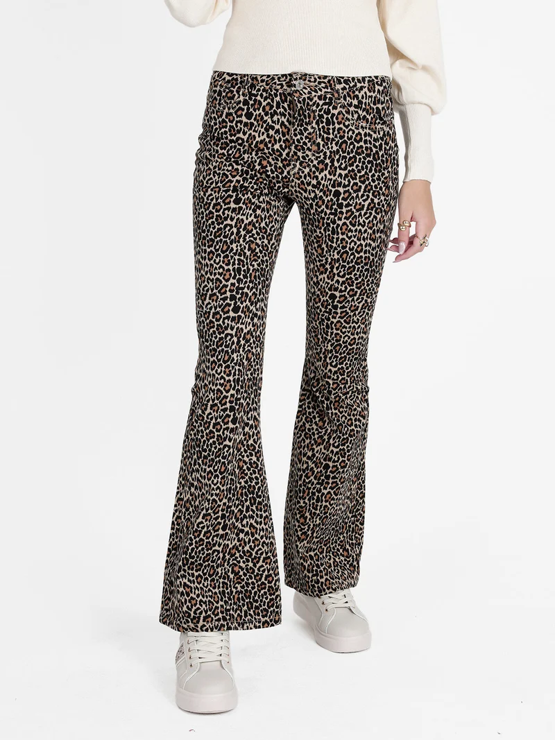 Pantaloni donna maculati slim fit a zampa - caffè