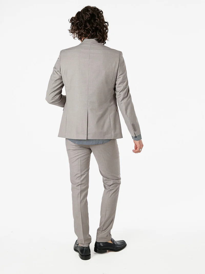 Completo elegante da uomo con blazer e pantaloni - grigio