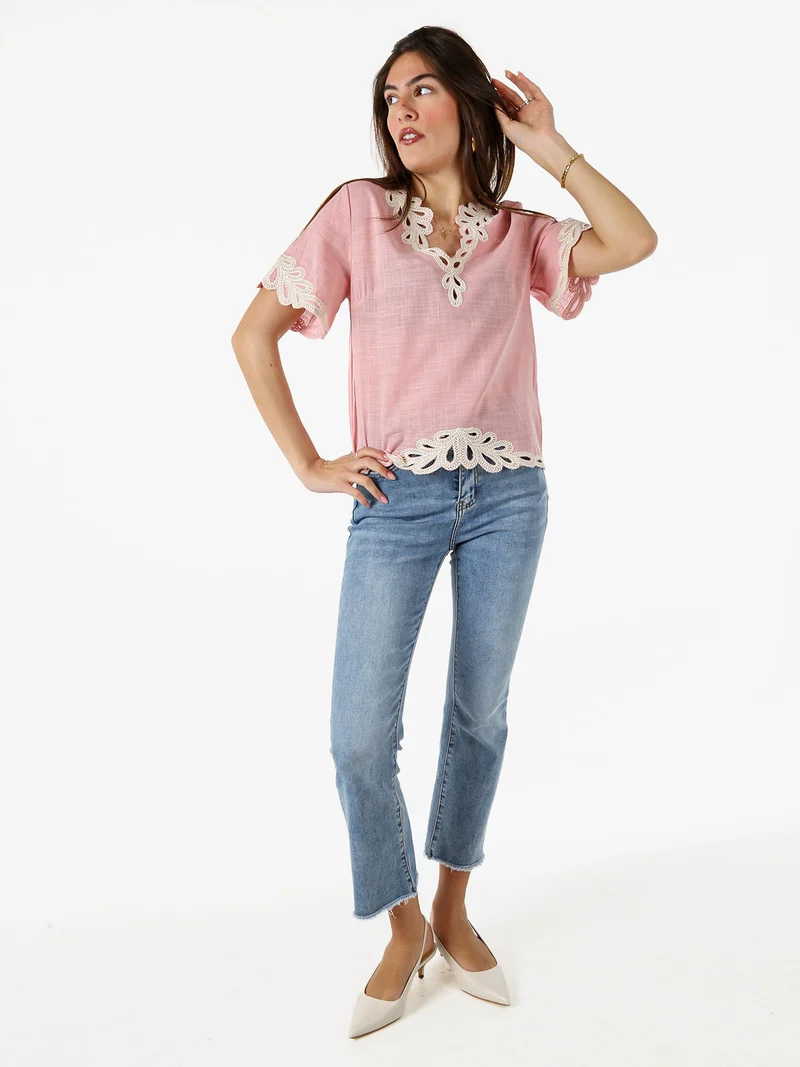Blusa donna in misto lino e cotone a maniche corte con ricami - rosa
