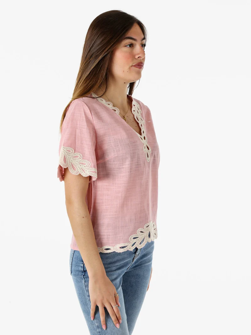 Blusa donna in misto lino e cotone a maniche corte con ricami - rosa