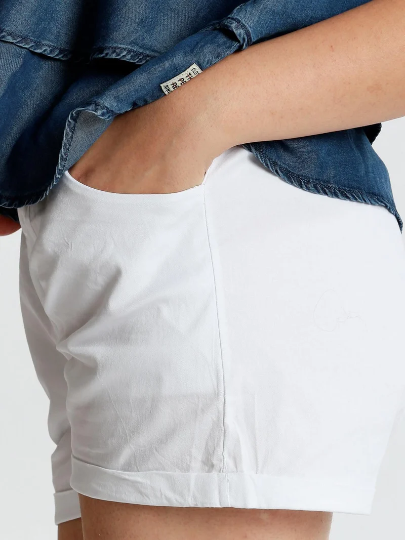 Shorts in cotone con risvolto - bianco