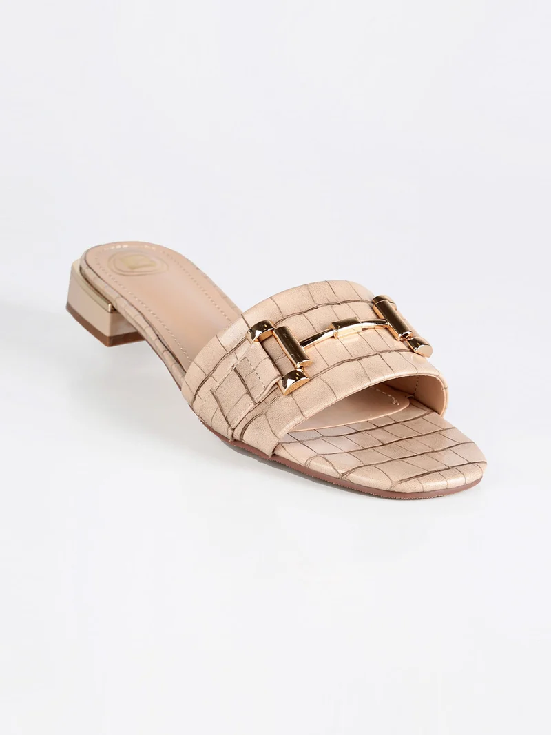 Ciabatte donna con tacco basso - beige
