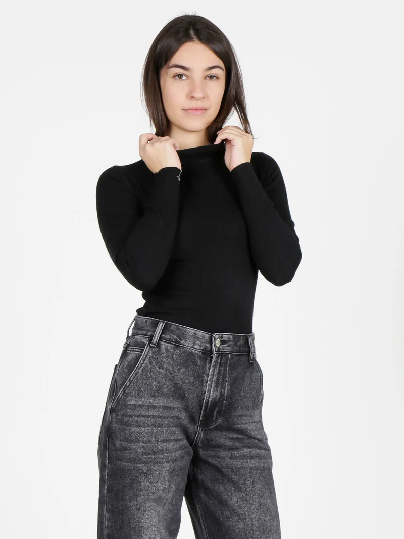 Pullover donna in maglia con collo a lupetto - nero