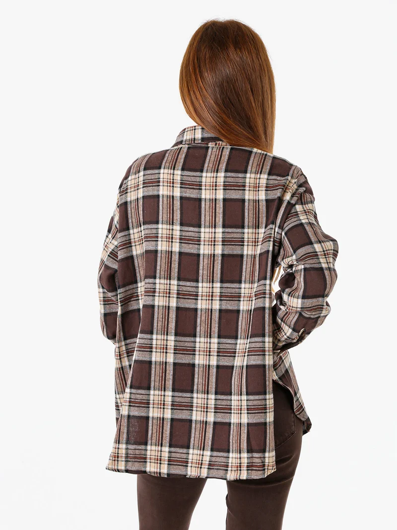 Camicia da donna a maniche lunghe con stampa a quadri - marrone