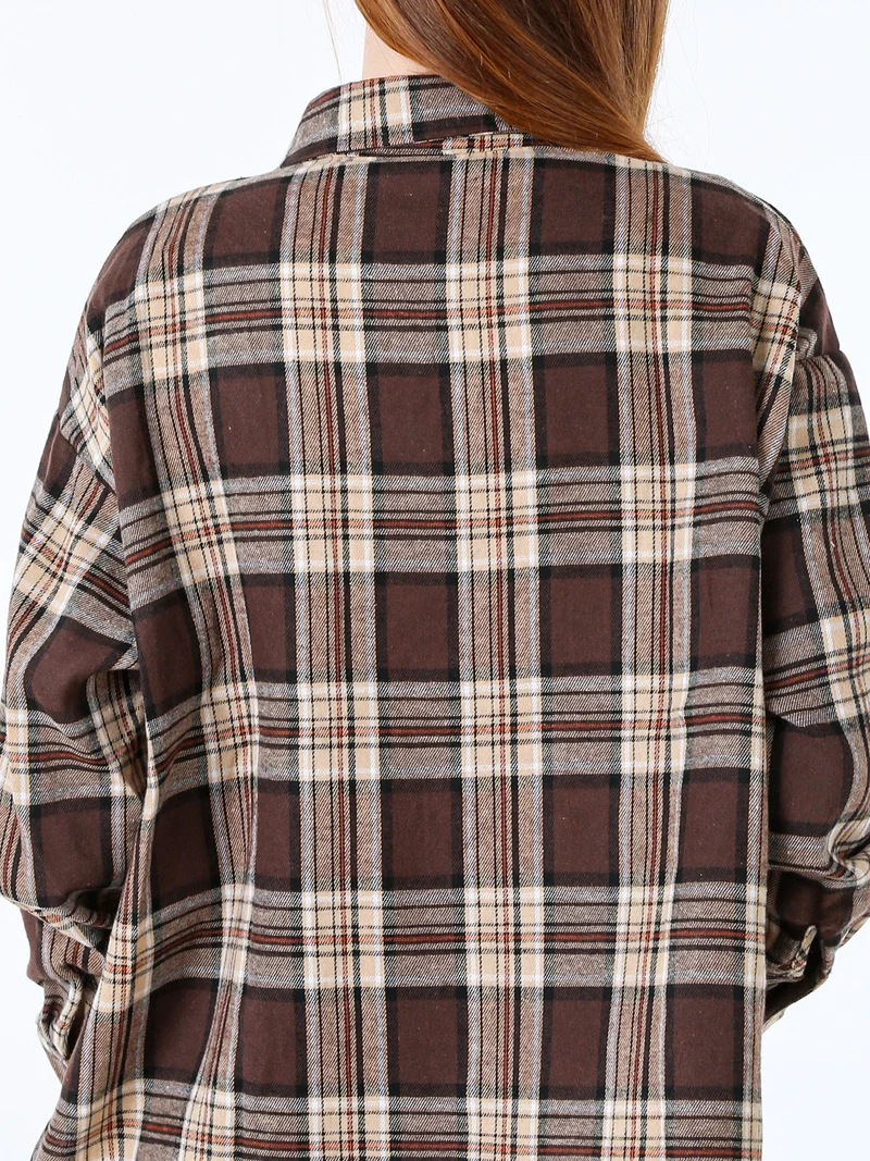 Camicia da donna a maniche lunghe con stampa a quadri - marrone