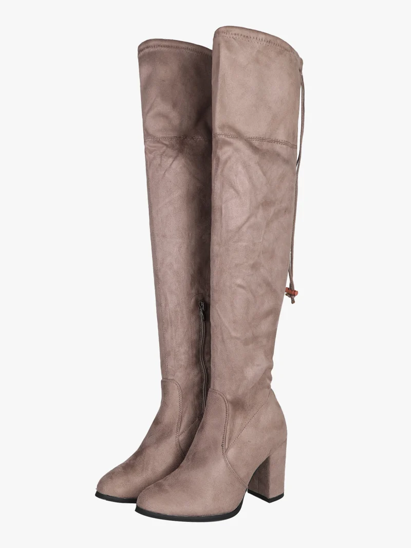 Stivali alti da donna con tacco scamosciati - taupe