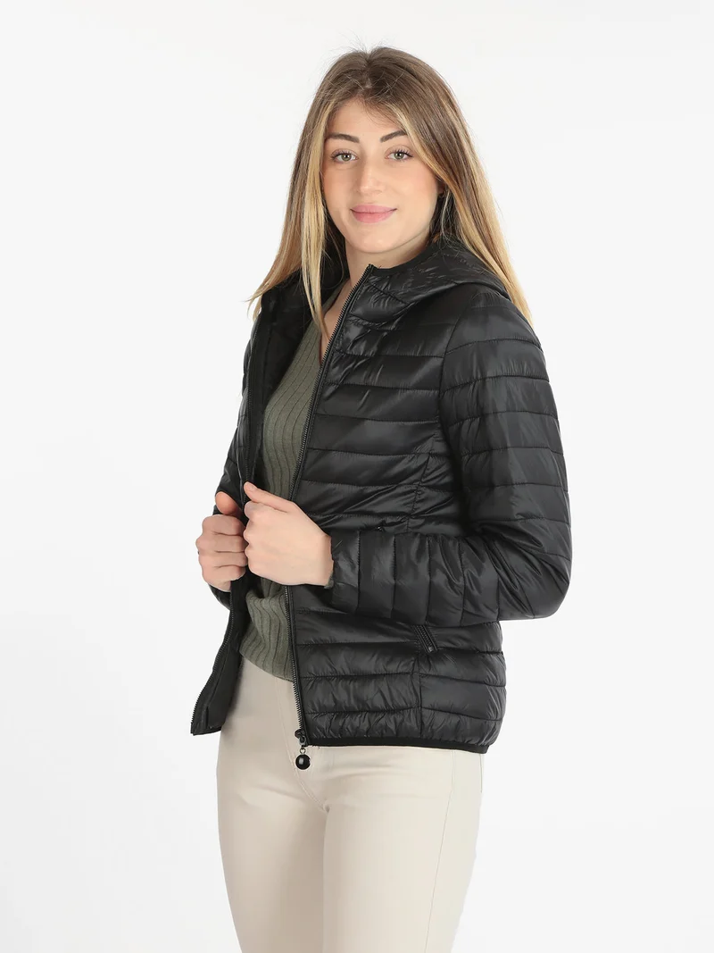 Piumino donna leggero con cappuccio - nero