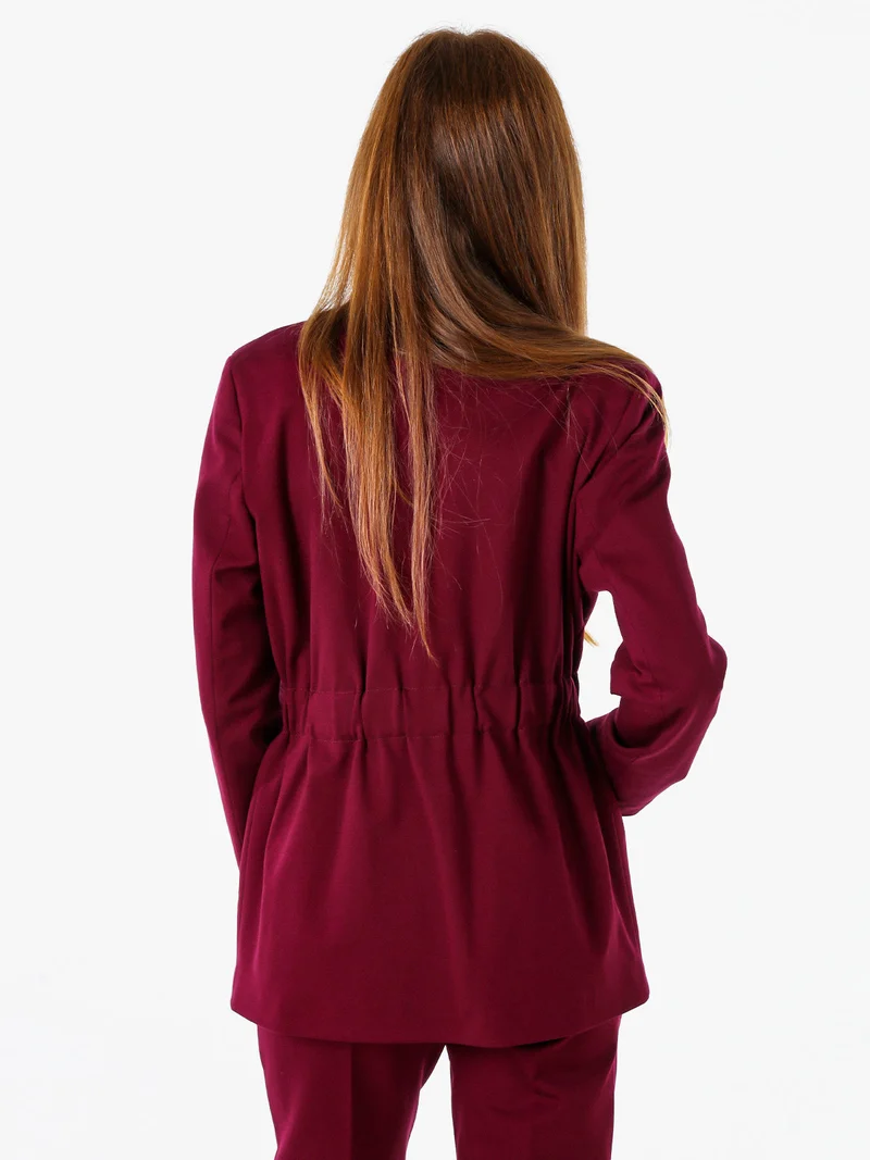Completo elegante da donna con blazer e pantaloni con finale a zampa - bordeaux